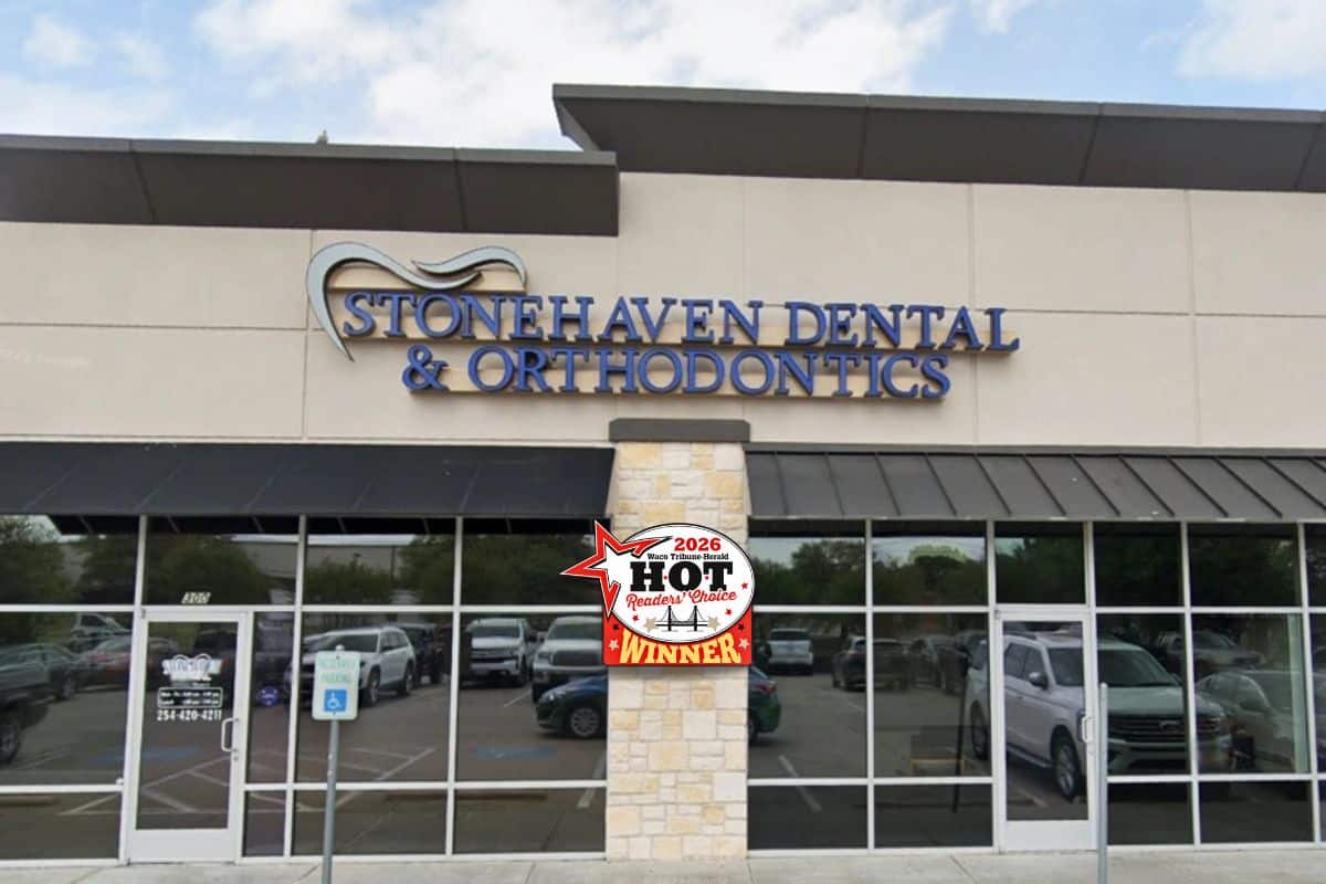 Exterior storefront of Stonehaven Dental & Orthodontics featuring the 2026 Waco Tribune-Herald Readers' Choice Winner badge.